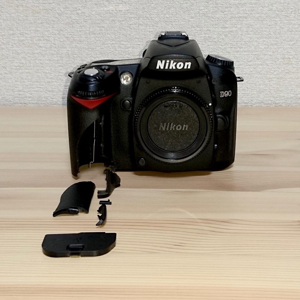 壊れたNikon D90